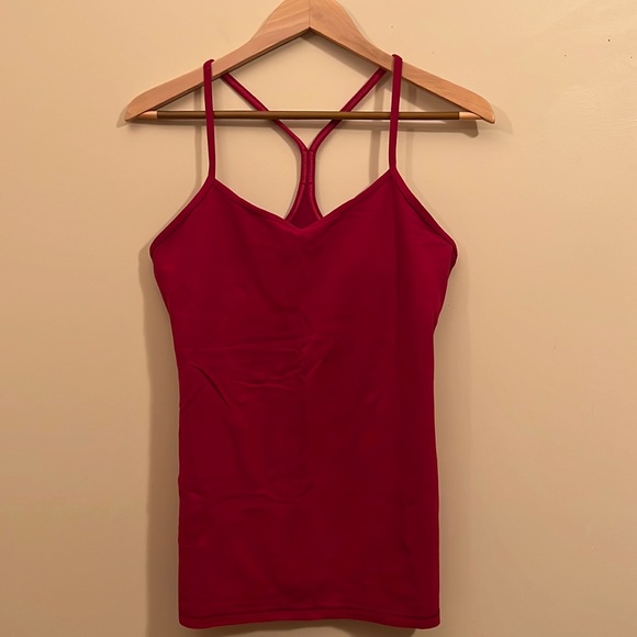 Power Y Tank in Cranberry - Picture 3 of 9